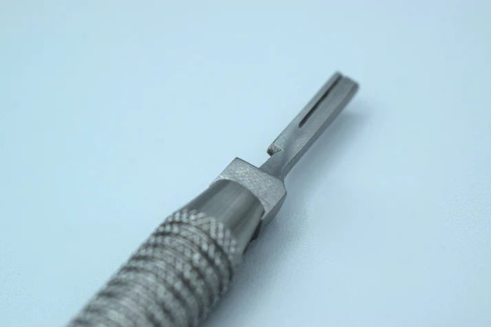 Orientable Scalpel Handle