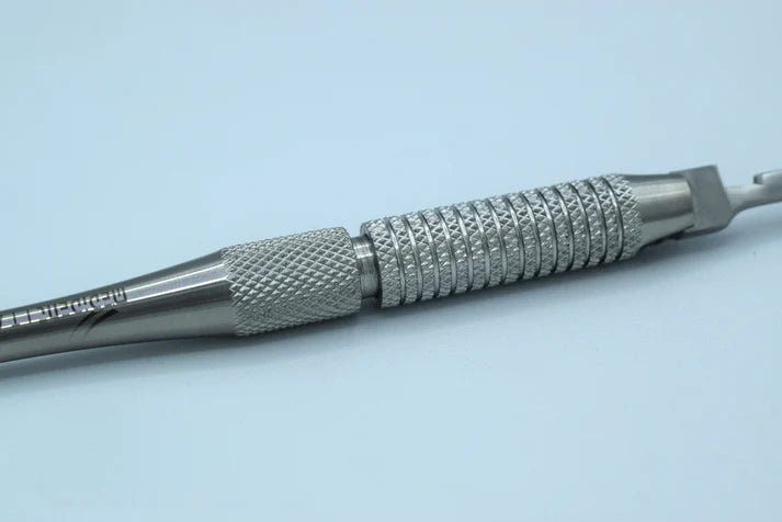 Orientable Scalpel Handle