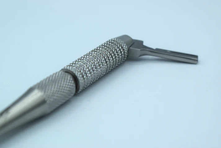 Orientable Scalpel Handle
