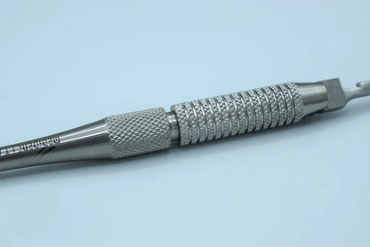 Orientable Scalpel Handle